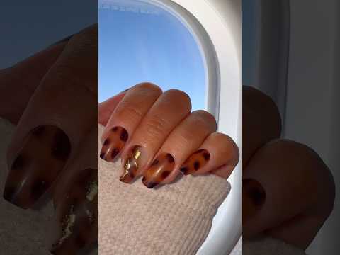 Plane-safe nails ✈️