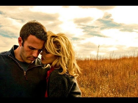 TO THE WONDER - OFFICIAL TRAILER (HD)