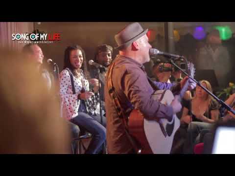 Paul Carrack - Over my shoulder (Live) (Song of my life) (2012)