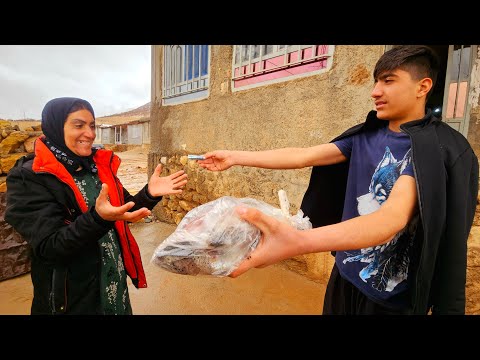 Incredible Young Man Helps Iranian Nomad Mother