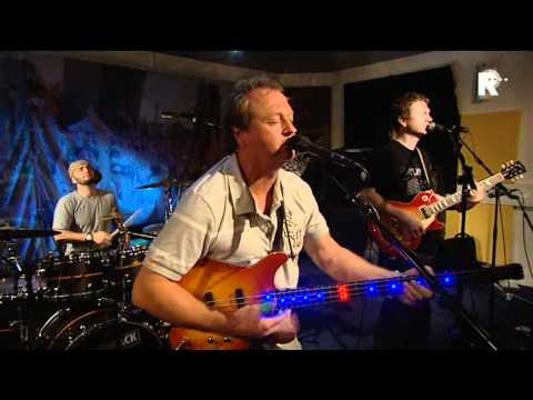 Level 42 - Lessons in Love (live)