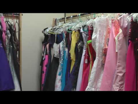 Canyon County Princess Project helps high school students get formal wear for prom