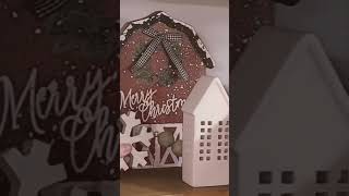 CHRISTMAS 2022 KITCHEN DECORATE WITH ME / CHRISTMAS VIGNETTES / ROBIN LANE LOWE #shorts #christmas