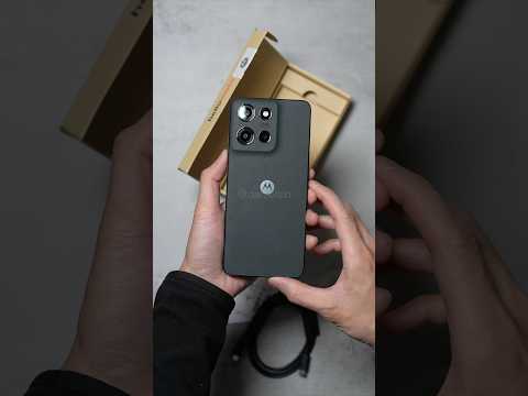 Moto G 2025 in Forest Gray Unboxing!