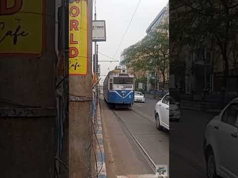 Last Tram to Cross Howrah Bridge #tram #howrahbridge #howrah #trams #tramsofcalcutta #kolkata