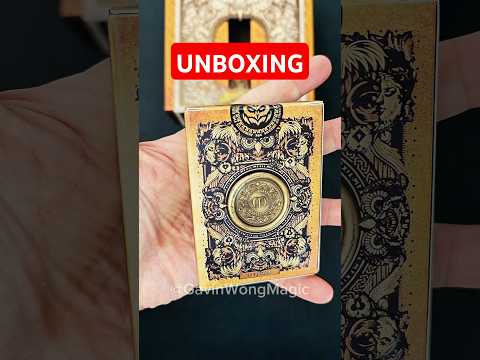 Unboxing - Seal of Golden Sand playing cards