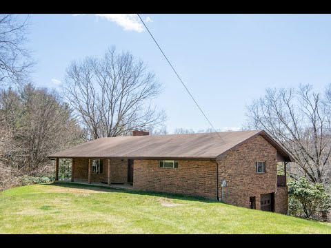 NC Mountain Home New River Frontage