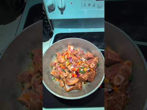 Cooking my tasty curry Goat!! #foodie #food #shorts #foodshorts #currygoat #cook