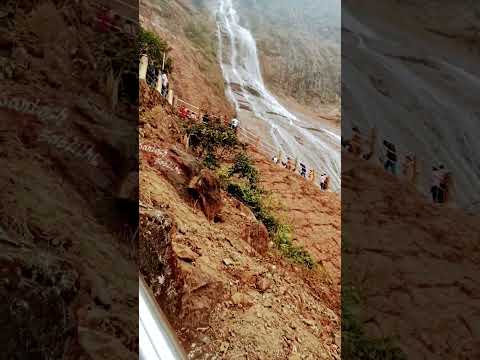 Khandadhar Waterfall, Bonai - Sundargarh, Odisha