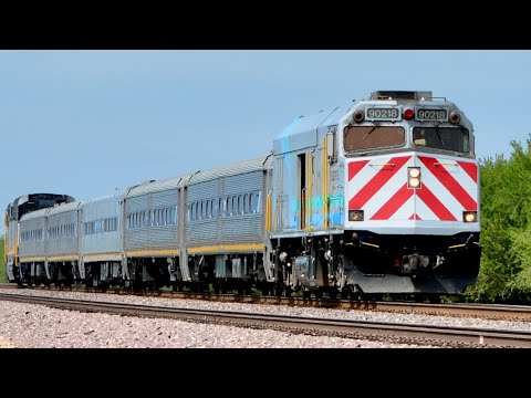 Amtrak California Comet 1B Train Cars