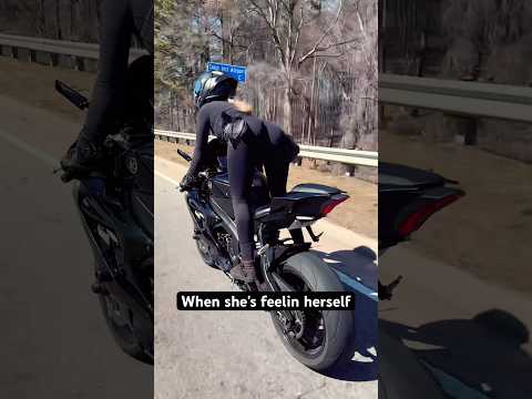 My gf can dance on a bike 🤭