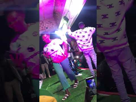 playboy music 256 live performing at club trends ntungamo #music #trendingvideo #playboymusic256