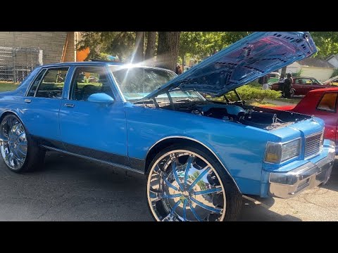 Clean 1988 Box Chevy Caprice on 30” Rims😱🔥🥶