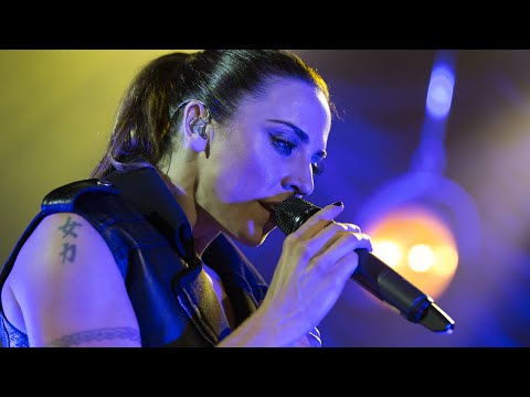 Melanie C - Sporty's Forty - 20 Enemy