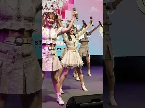 Idol College アイドルカレッジ -  制服恋物語 (冨田樹梨亜推しカメラ) 1st One Man Live in Bangkok 22.12.18