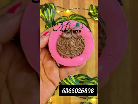 Hi guys👋Silicone molds are pliable and lightweight 🫂For orders wtsapp:6366026898📞💬