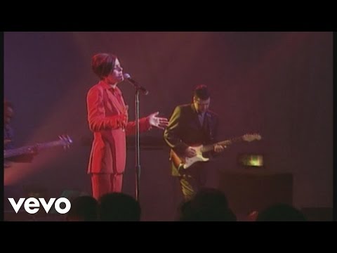 Lisa Stansfield - Suzanne (Live)