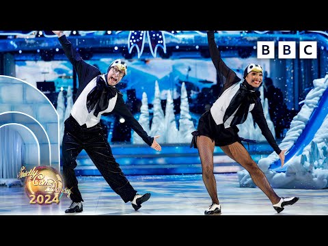 Josh Widdicombe and Karen Hauer Charleston to Let It Snow by Glee Cast ✨ BBC Strictly 2024