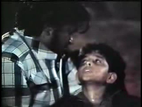 Hrithik (child artist) death scene [Bhagwaan Dada]