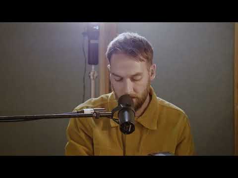 HONNE - NOW I'M ALONE (Live from The Pool)