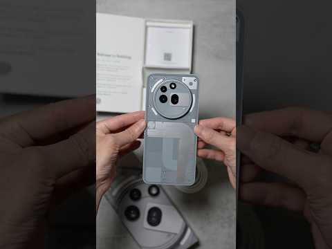 Unboxing the Nothing Phone (3a) Pro in Gray!