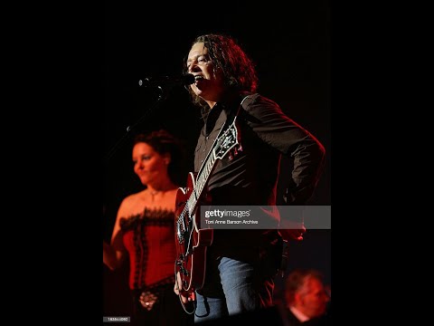 Tears For Fears - 2007 Quiet Ones (Live) 6/22/2007 Paris (High Quality FM Broadcast) Audio Only