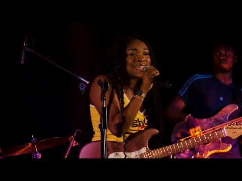 ENIOLA LIVE PERFORMANCE | JBL & MARTIN GARRIX MUSIC ACADEMY UK SHORTLIST