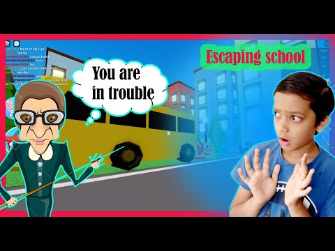 Escaping the school in Roblox#VivaanAce#School