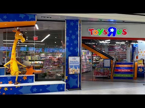 AMAZING Toys R Us OPENS - American Dream Mall at East Rutherford, New Jersey! Walkthrough and Review