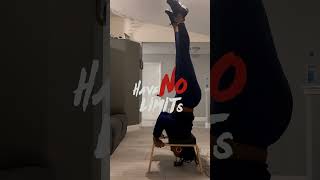 Have no limits #yoga #homeworkout  #inversiones  #yogainspiration  #yogapractice #headstand #core