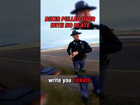 Biker Pulled Over With No Plate | ​⁠@smiles.cbr98 #motorcycle #cop #police