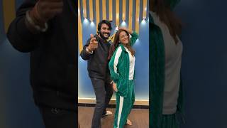 Akshra Singh and Pradeep Pandey Chintu Dance on New Song Farari #aksharasingh #pradeeppandeychintu