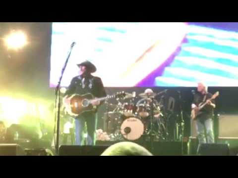 Alan Jackson Pensacola 2016