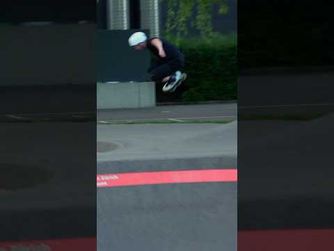 Pumptrack Inline Skating