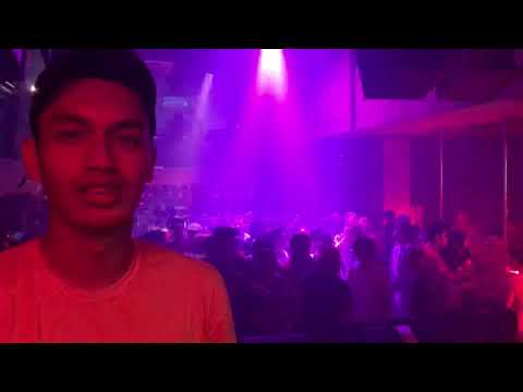 DJ Yasmin - Live at Sahara Club Lombok " Payung Teduh - Akad "