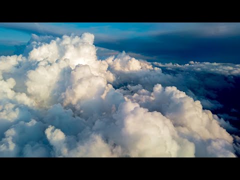 Flying Through Clouds — 4K UHD Amazing Nature Screensaver (No Sound)