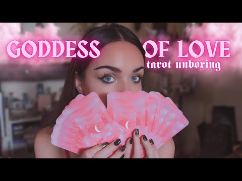 Goddess Of Love Tarot Unboxing + Flip Through 🥀