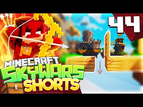 A DOOR TRAP! (MINECRAFT SKYWARS SHORTS #44)