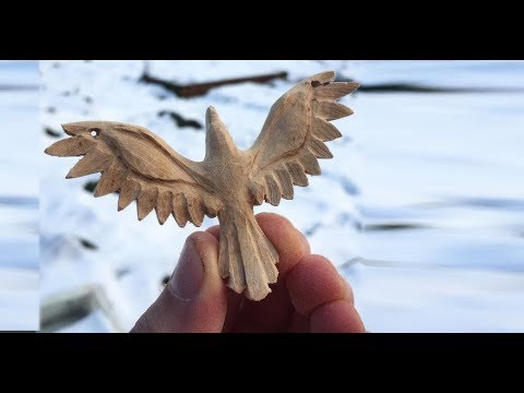 WOODEN PENDANT | RAVEN PENDANT | TIME LAPSE WOOD CARVING