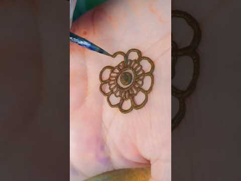 simple flower mehandi tutorial।। मेहंदी डिजाइन #hennapattern #shorts #flowerpattern