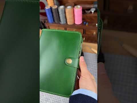 Making a Hand-Stitched Tochigi Leather Binder Notebook #leathercraft  #tochigi  Leather #handmade