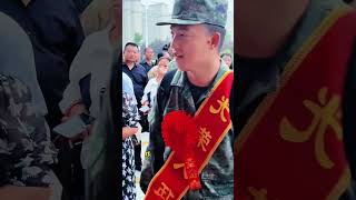 Grandmother gives food to the soldier's grandson#short #love #family