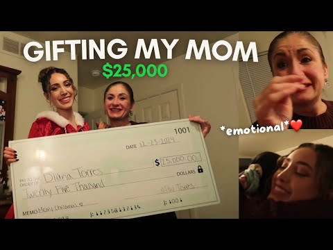 GIFTING MY MEXICAN MOM $25,000 for CHRISTMAS ❤️🎄 *emotional*