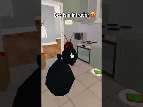 That food is so crunchy😋 #viral #entertaining #entertainment #roblox #funny #coems #dahood #snapblox