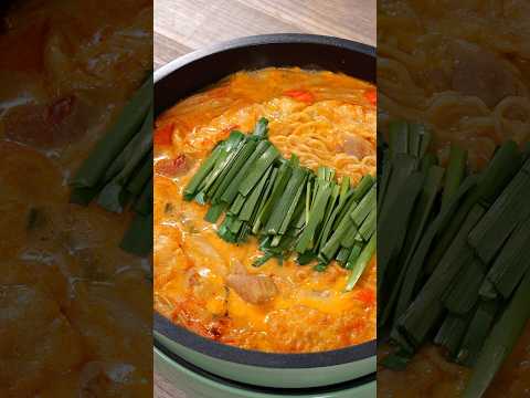 Spicy Chicken Hot Pot with stew Ramen 🍲 #food