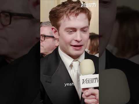 Kit Connor talks about his friendship with Joe Locke on the Oscars red carpet