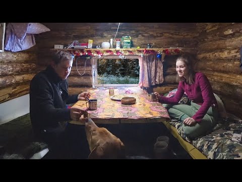 In Log Cabin in the Forest with my Wife and my Dog away From People | Off Grid in Wilderness