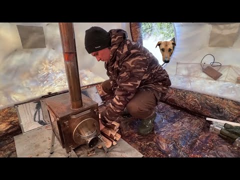 Winter camp with a wood stove! Cooking food on a wood stove inside the tent!