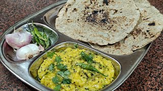 गोळ्याच पिठलं भाकरी // maharashtrian special zanzanit pithal bhakri // #marathipadarth