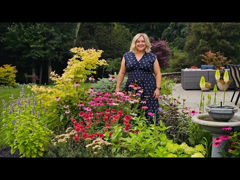 Peak Summer Blooms 🌸 Stunning Suburban Garden Tour You Can't Miss!